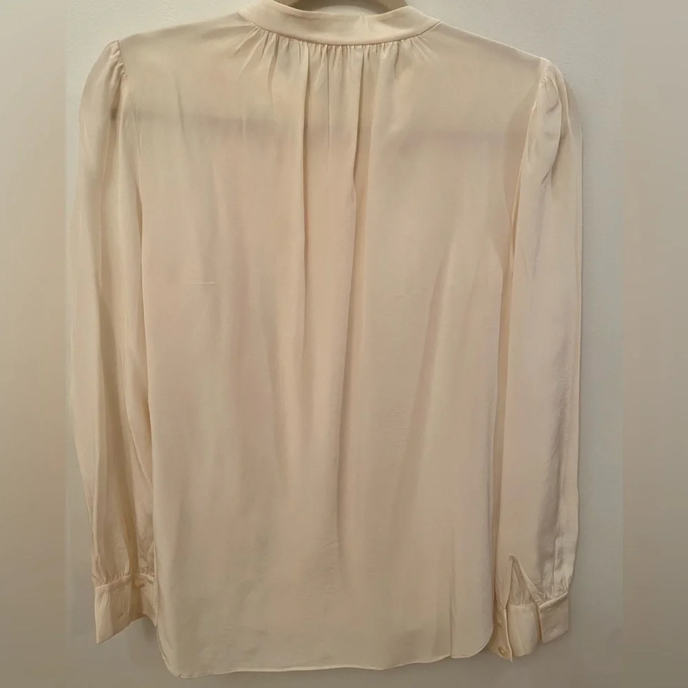 Kate Spade NY  Sz Medium ivory nylon Long sleeve blouse top